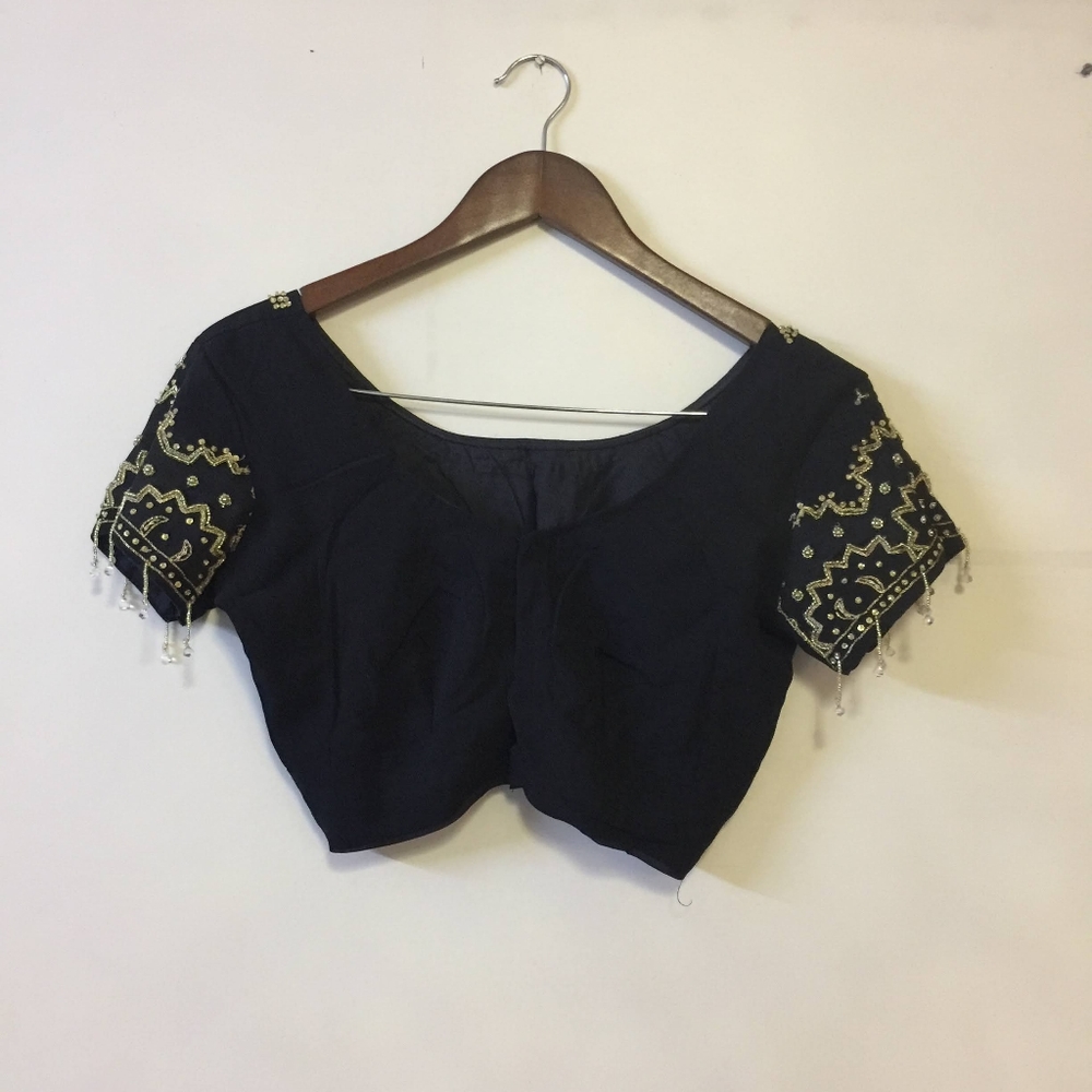 Embellished Black Saree with Blouse - Picture 8 of 17